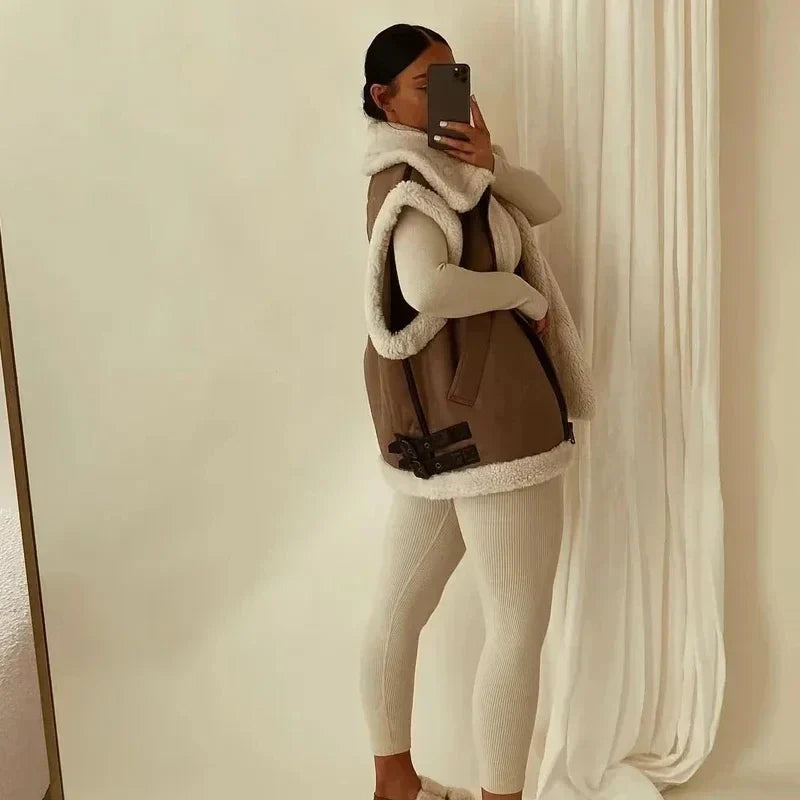 Lily Zip-Up Sherpa Yelek
