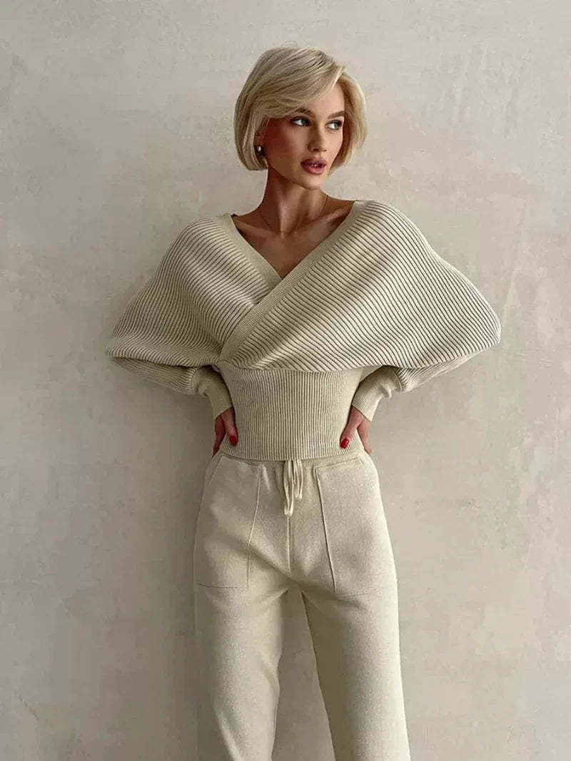 Noelle V Yaka Triko Kazak